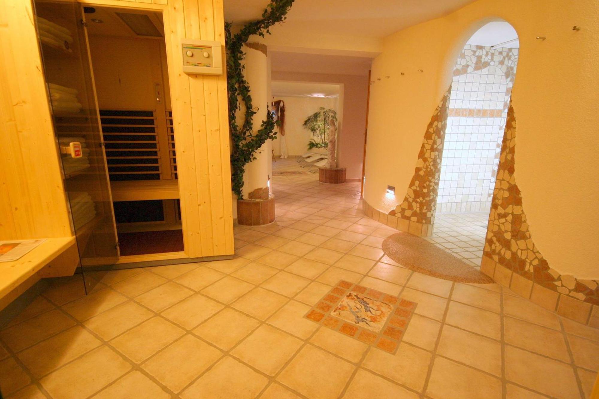 Hotel-Pension Stallinger Weyregg Exteriör bild